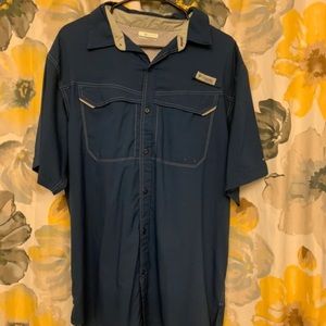 Columbia fishing shirt